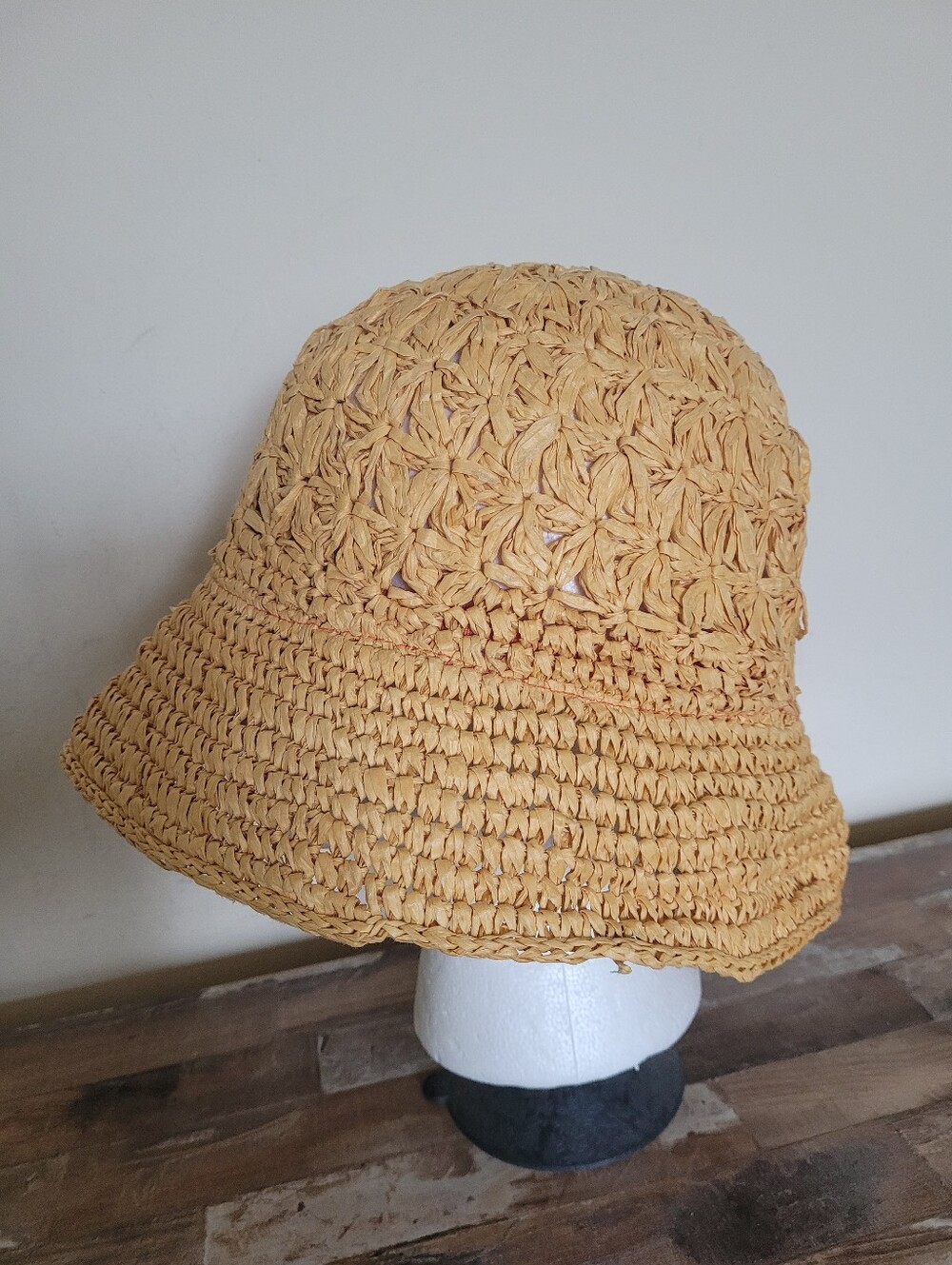 Danielle Meucci 100% Paper Straw Hat. ITALY